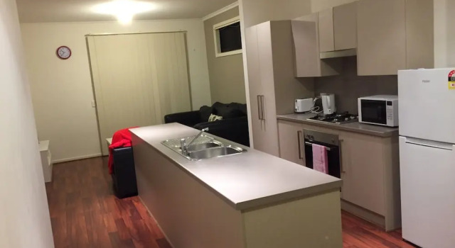 Апартаменты Tasha's Apartments on Kerry