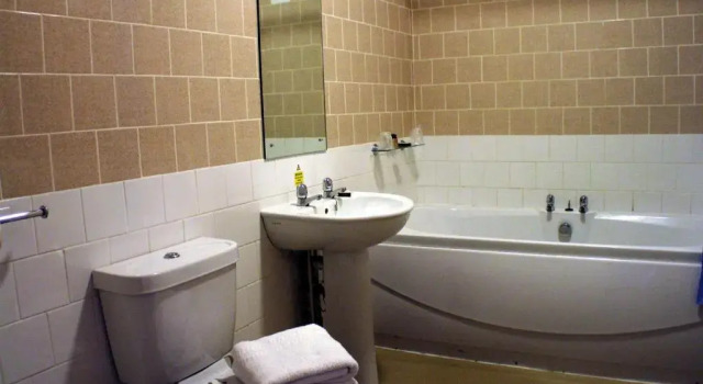 Семейный номер Standard Rockingham Arms By Greene King Inns