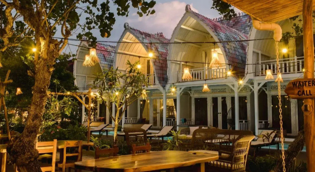 Mambo Beach Resort, Rezerwuj Ośrodek wypoczynkowy Penida Bali