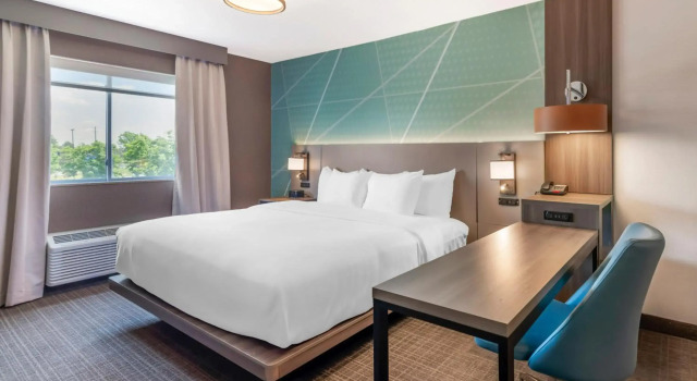 Comfort Inn & Suites Saratoga Springs