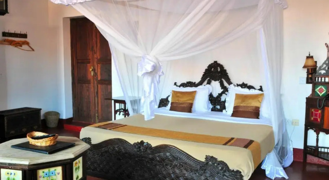 Двухместный номер Standard Dhow Palace Hotel