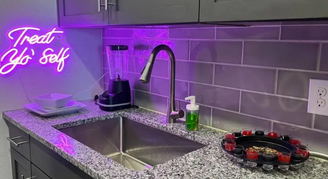 Sexy & Sensual 1BR Escape