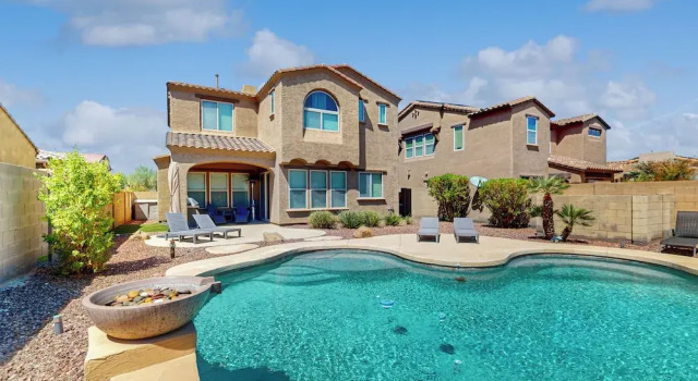 Коттедж Sports & Sun: Goodyear Home w/ Pool Near Stadiums