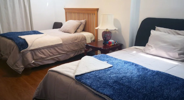 GA Stay Oakville Two Bedroom Guest House, Varaa Matkakoti  