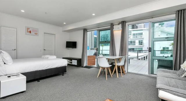 QV CBD Studio with Huge Deck - 960