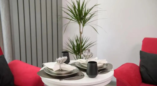 Studio La Mare Alezzi, Prenota Appartamento Hotel a Mamaia-Sat con piscina, Piscina