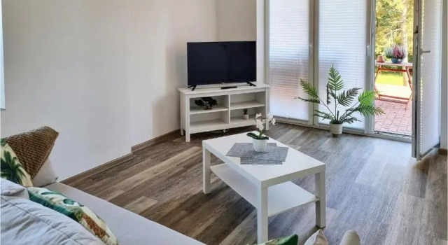 Amazing Apartment in Passow OT Charlottenho With Wifi and 1 Bedrooms, Забронировать Апартаменты/квартира Вайзин земля Мекленбург-Передняя Померания