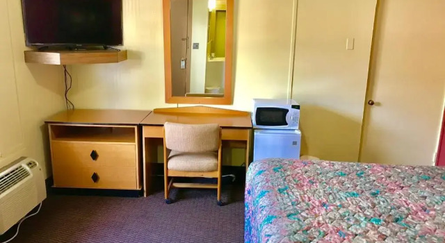Номер Standard Travelers Inn Motel