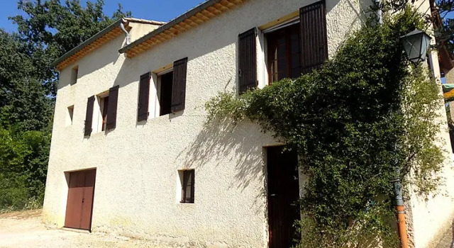 Josette, Rezervovat Hotel Hotely v Roussillon s parkováním, Parkování