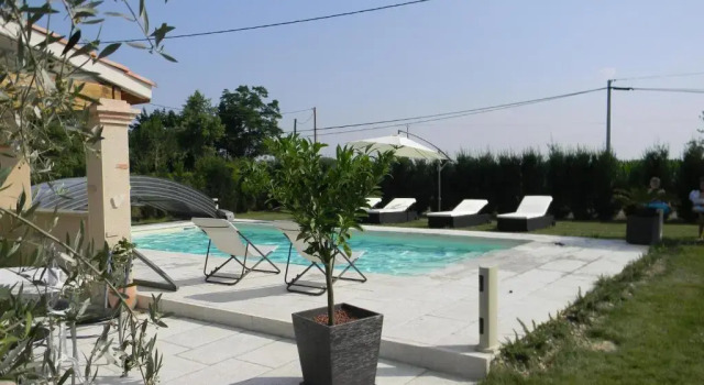 Апартаменты Maison d'Hôtes L'OUSTAL D'ADELE