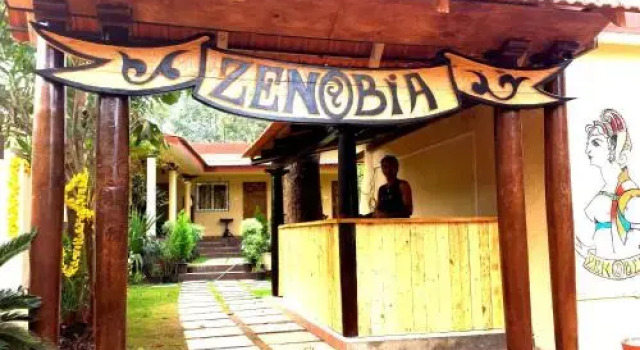 Zenobia Leisure, Prenota Hotel Anjuna 