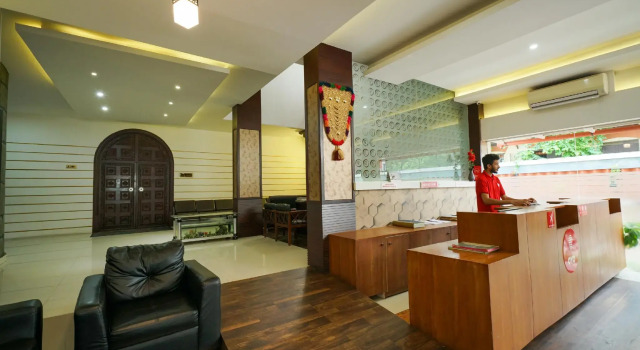 Capital O 1684 Hotel Malabar Inn