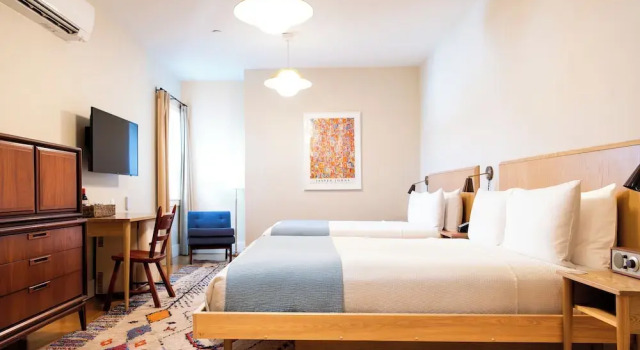 Четырёхместный номер Standard Hotel Kinsley, a Member of Design Hotels