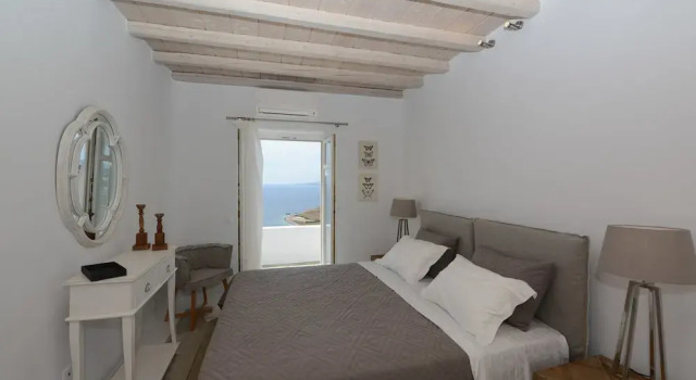 Villa Topaz