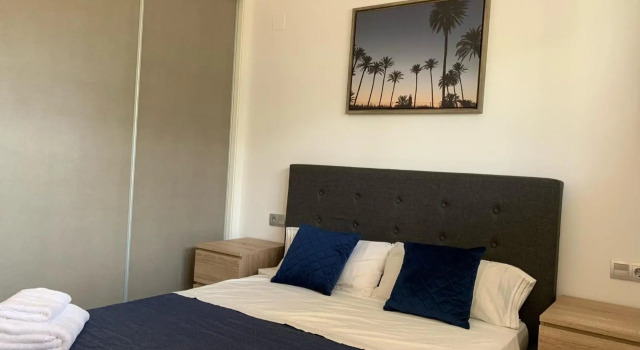 Apartamento Amalia Delux en Torrevieja, Забронировать Апартаменты/квартира Отели Торревьеха с парковкой, рядом с Пляж Los Naufragos, Парковка