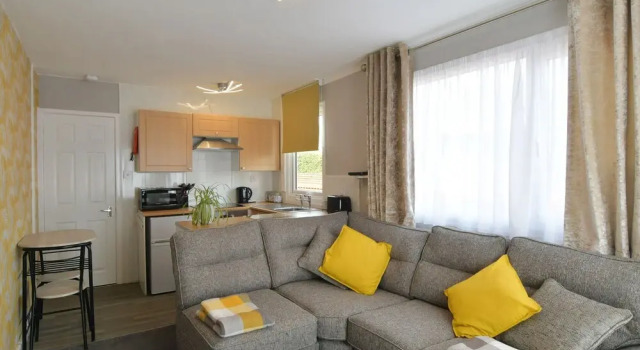 Pet friendly sleeps 3 Chalet Bridlington free elec, Забронировать Шале Отели Бринлингтон 3 звезды, 3*