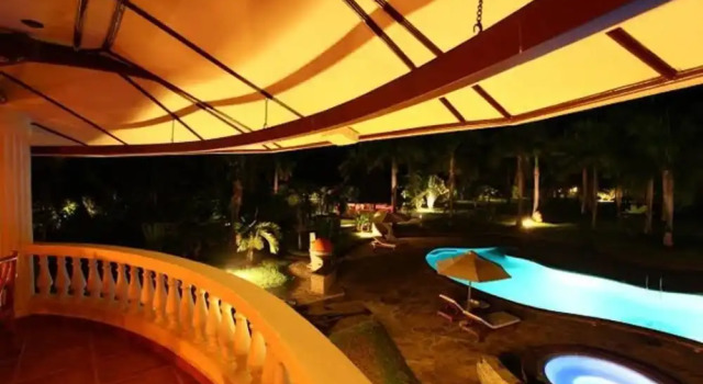 Полулюкс Sunset Villa Resort