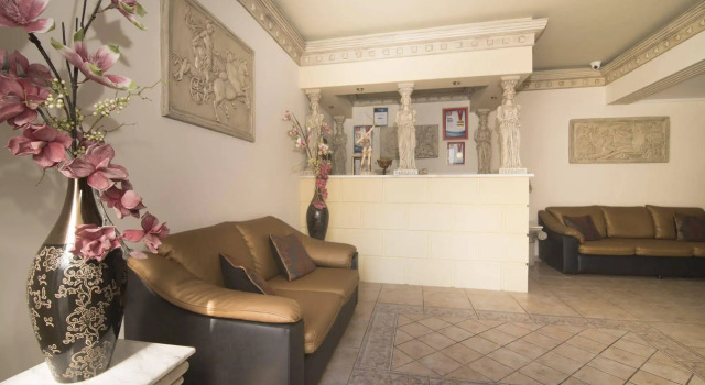 Parthenon Art Hotel