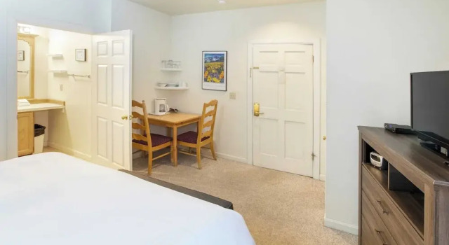 Студия Cimarron Lodge 50 by Avantstay Ski-in/ski-out Property in Complex w/ Two Hot Tubs!