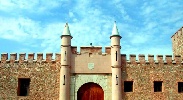 Masía de San Juan Casas número 3 y 5, con piscina, aire acondicionado y vistas a la montaña, Reserva ahora Hotel Altura Castellón