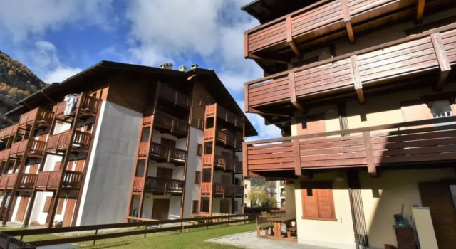 Apartment Cà Serena Campodolcino, Buchen Sie Ferienwohnung Hotels in Valchiavenna mit Parkplatz, Parkplätze