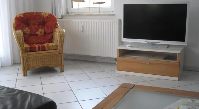 Apartment Astra, Buchen Sie Ferienwohnung Zempin Usedom