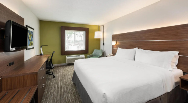 Номер Standard Holiday Inn Express Warrenton by IHG