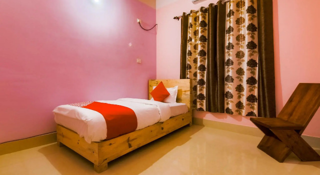 OYO Flagship 38791 Alhanney Guest House