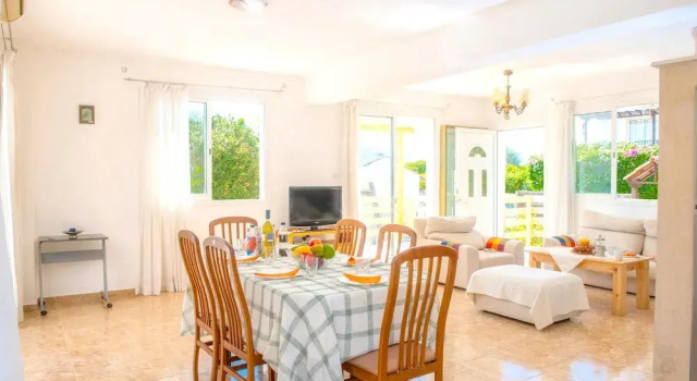 House With 3 Bedrooms in , , With Private Pool, Enclosed Garden and Wifi, Boek Hotel Peyia Paphos