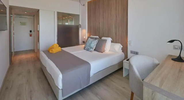 Двухместный номер Standard с частичным видом на море BQ Aguamarina Boutique Hotel