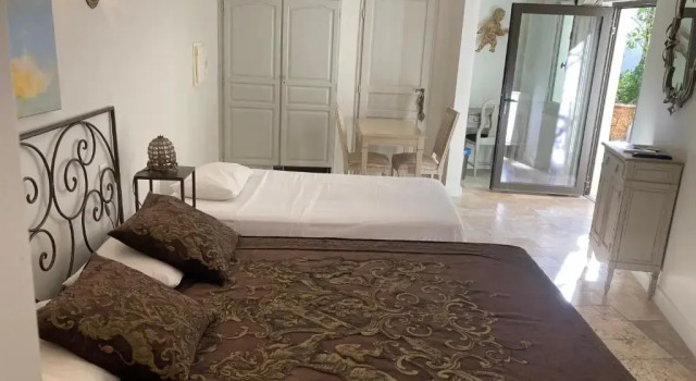 Студия Standard La Maison des Augustins 4 stars Spa et Fitness