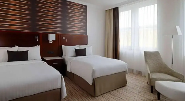 Номер Deluxe Cologne Marriott Hotel