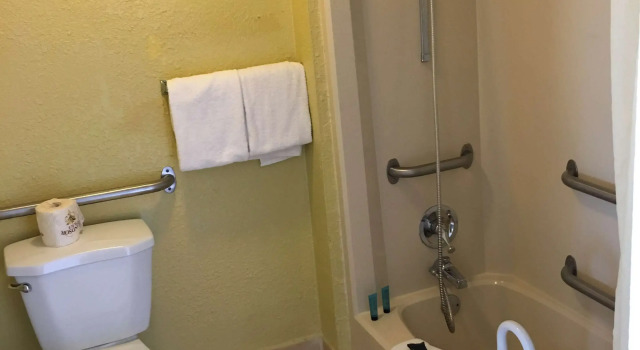 Двухместный номер Standard Americas Best Value Inn Conyers
