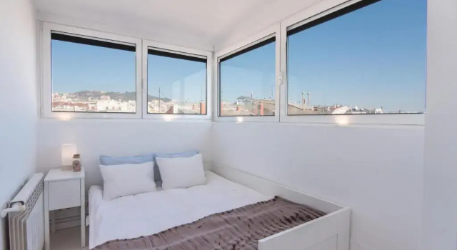 Exclusive Sagrada Familia Penthouse with Sea Views