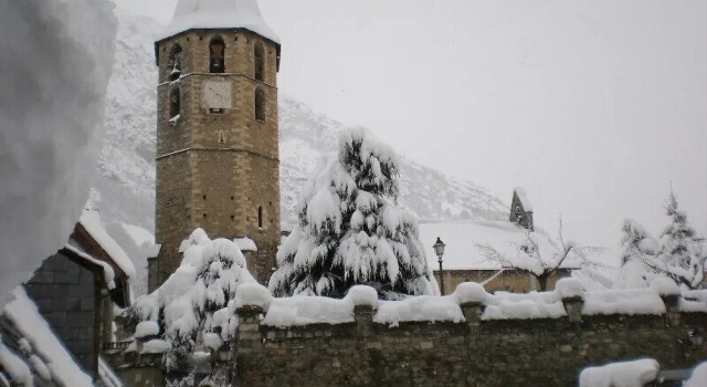 Bonita Casa Salardú a 3km de Baqueira