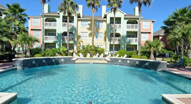 Beach Daze by Ryson Vacation Rentals