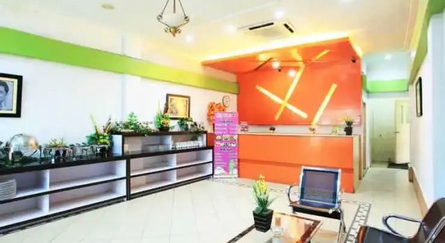 Sabrina Wisma 45, Rezervovat Hotel Hotely v Pekanbaru s bazénem, Bazén