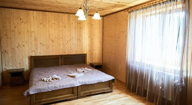 Cottage Panskyi Kut, Prenota Casa vacanze Hotel a Ivano-Frankovsk con parcheggio, Parcheggio