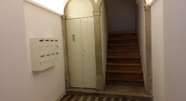 Апартаменты Charming Flat with Balconies Central Chiado District 2 Bedrooms & AC 19th Century Building