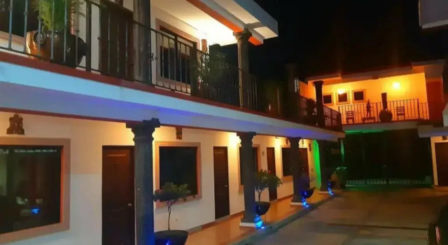 Hotel Maya 2012, Rezervovat Hotel Puente de Ixtla Morelos