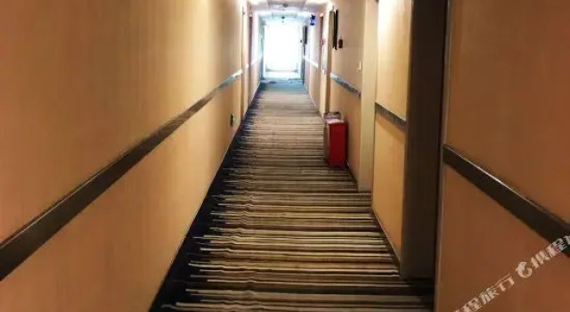 Номер Economy Super8 Hotel Anyang Hongqi Road