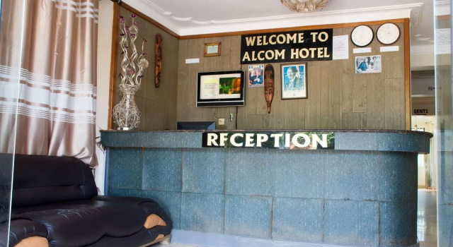Alcom Hotel