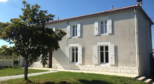 Chambres d'Hotes La Mazraa, Забронировать Отель Л'Иль-д'Эль Земли Луары