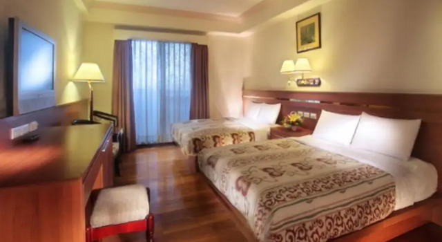 Четырёхместный номер Standard Cheng Pao Hotel