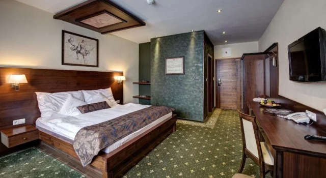 Galileo, Забронировать Отель Отели Доновали 4 звезды, 4*