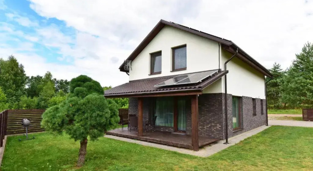 Holiday House Strawberry, Book Hotel Hotels in Alytus with Parking, Parking