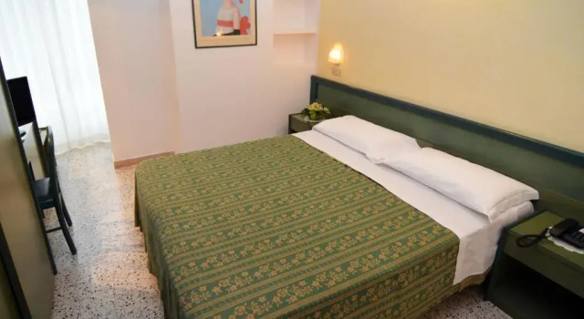 Двухместный номер Standard с балконом Hotel Adele