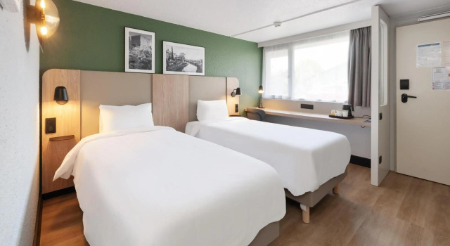 Campanile NATURE - Epône, Book Hotel Hotels in Upper Normandy with Breakfast, Breakfasts