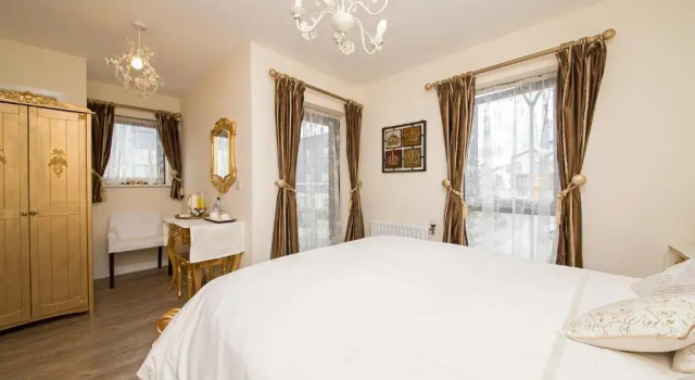 Двухместный номер Deluxe с балконом Rowan Park Lodge