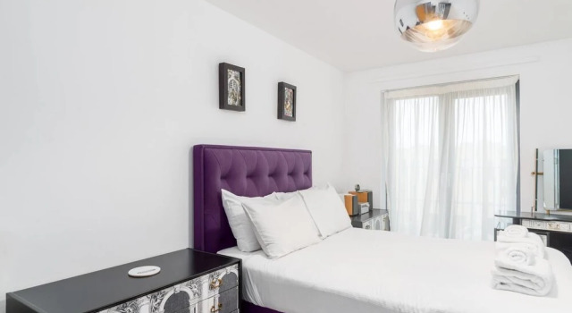 Charming 1BR Home in Brixton W/balcony, 2 Guests